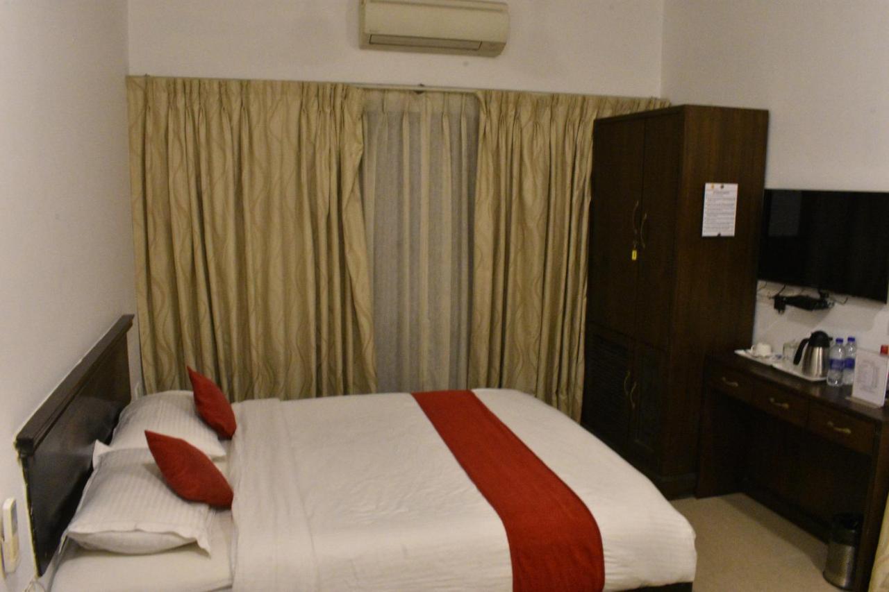 Hotel Calangute Grande Exteriér fotografie